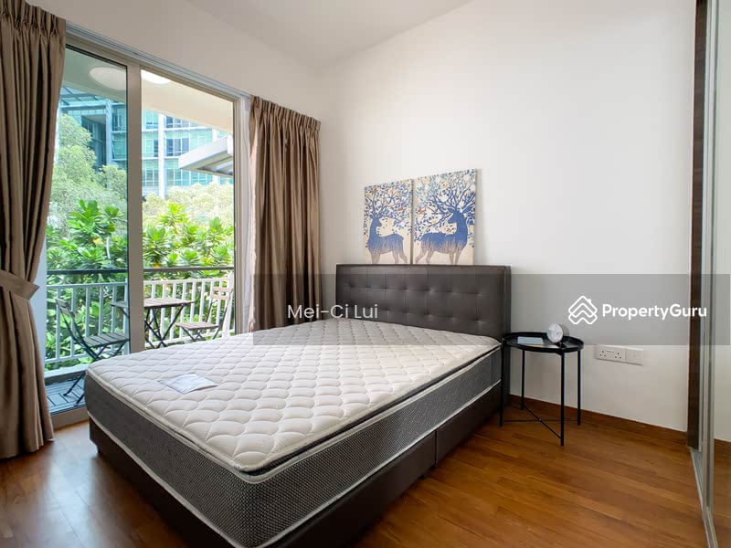 Queen size bed in Master Bedroom