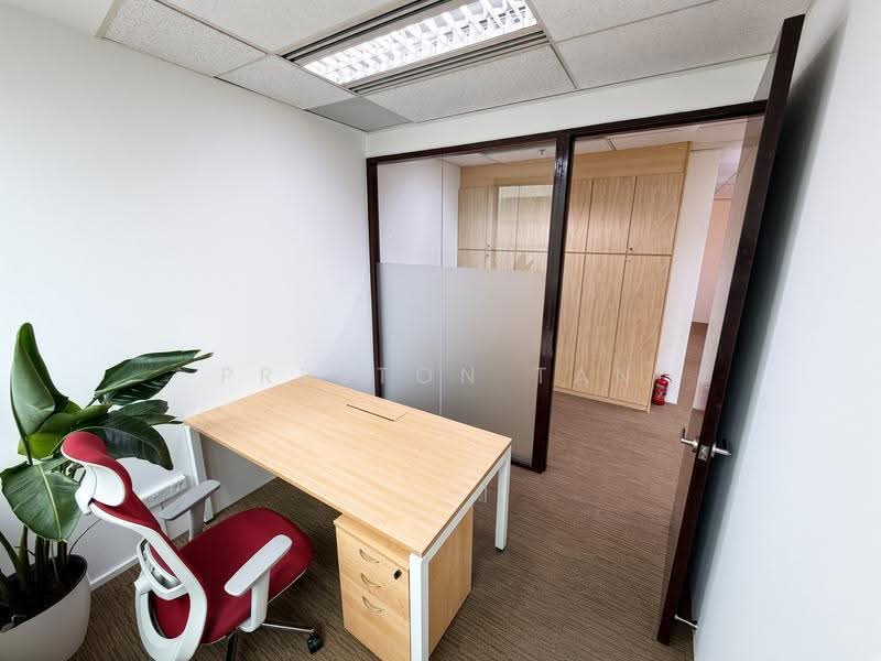 Royal Group Building, 3 Phillip Street, Boat Quay / Raffles Place / Marina, 1,292 sqft, Office For Rent, by Preston Tan, 24268640 - Study - CommercialGuru.com.sg