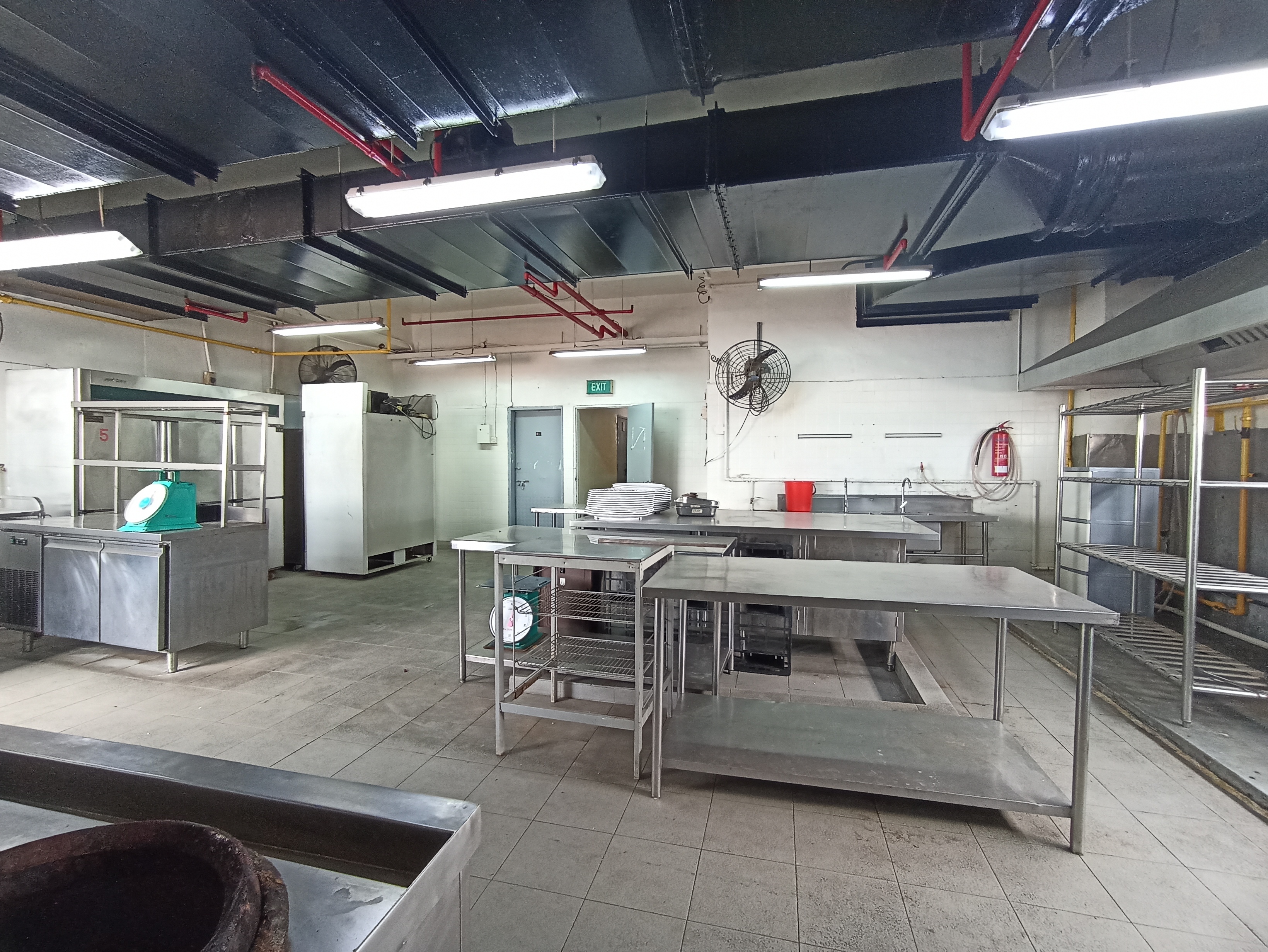 Chancerlodge Complex, 105 Sims Avenue, 850 sqft, Light Industrial (B1) For Rent, by Zheng Libin, 24268703 - CommercialGuru.com.sg
