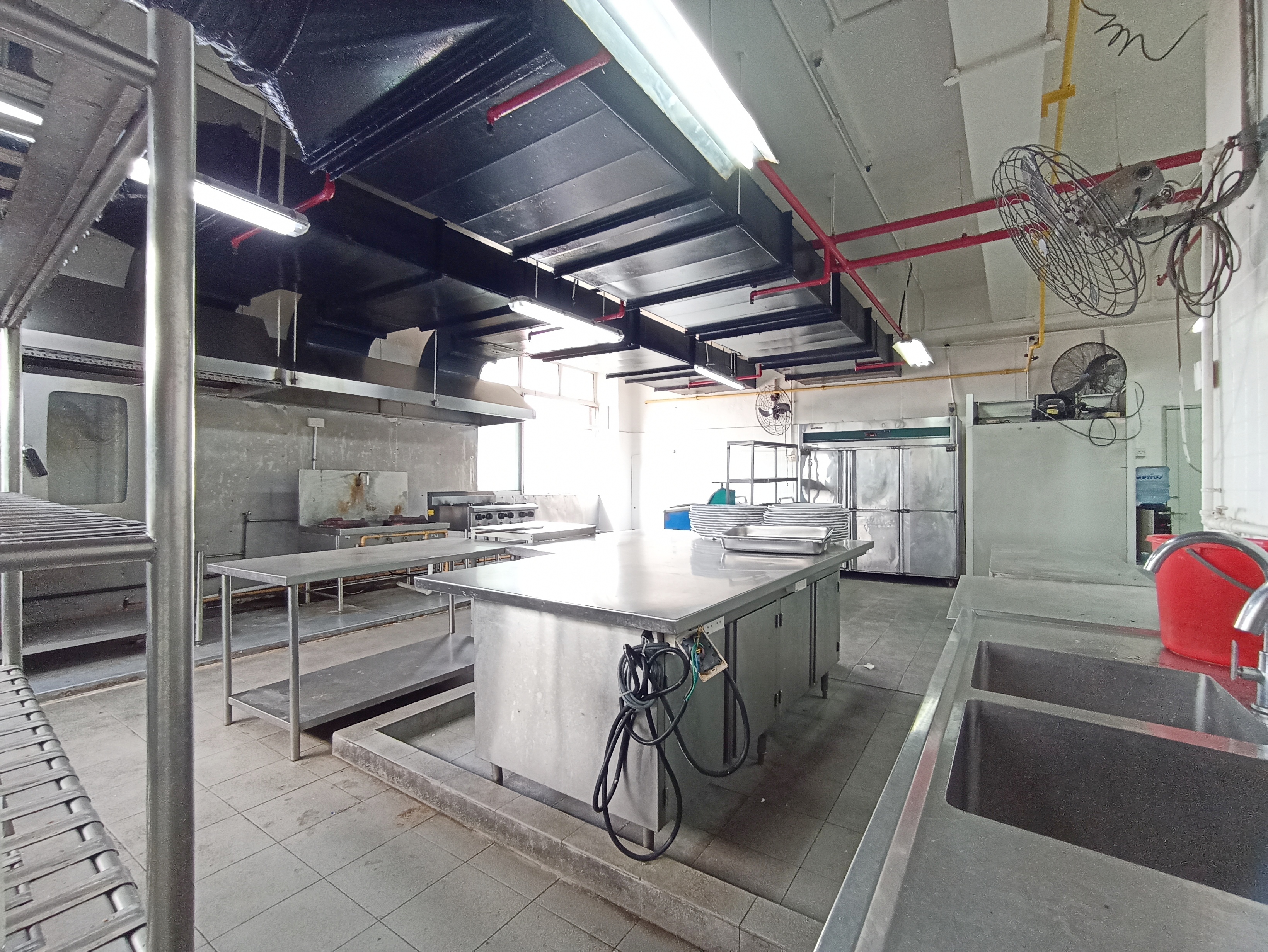 Chancerlodge Complex, 105 Sims Avenue, 850 sqft, Light Industrial (B1) For Rent, by Zheng Libin, 24268703 - CommercialGuru.com.sg