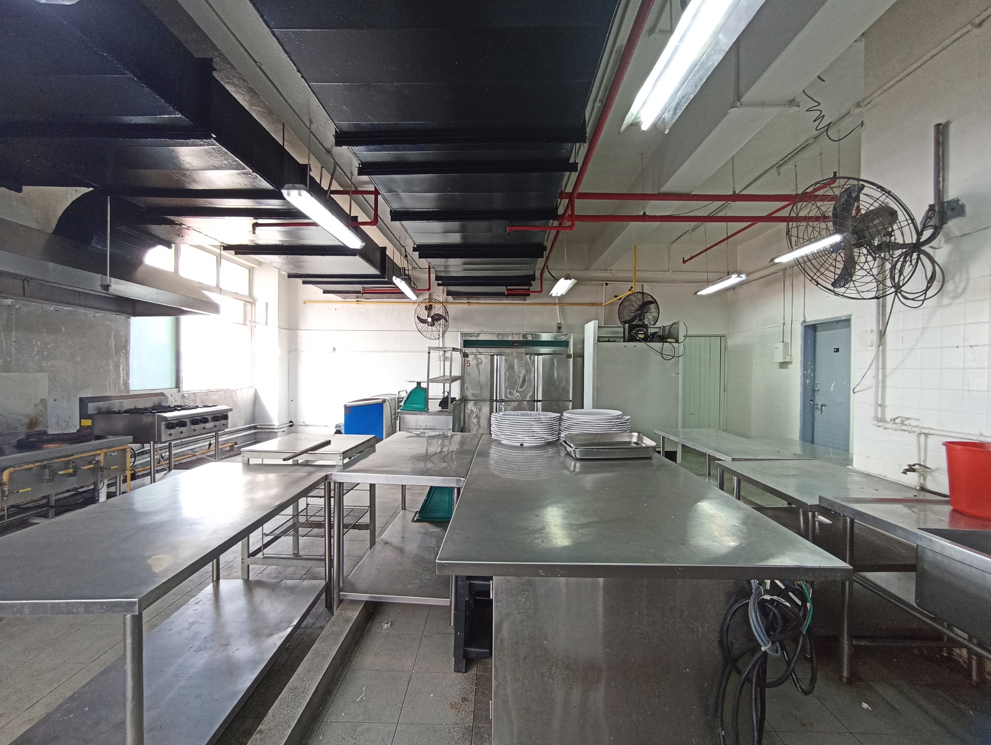 Chancerlodge Complex, 105 Sims Avenue, 850 sqft, Light Industrial (B1) For Rent, by Zheng Libin, 24268703 - CommercialGuru.com.sg