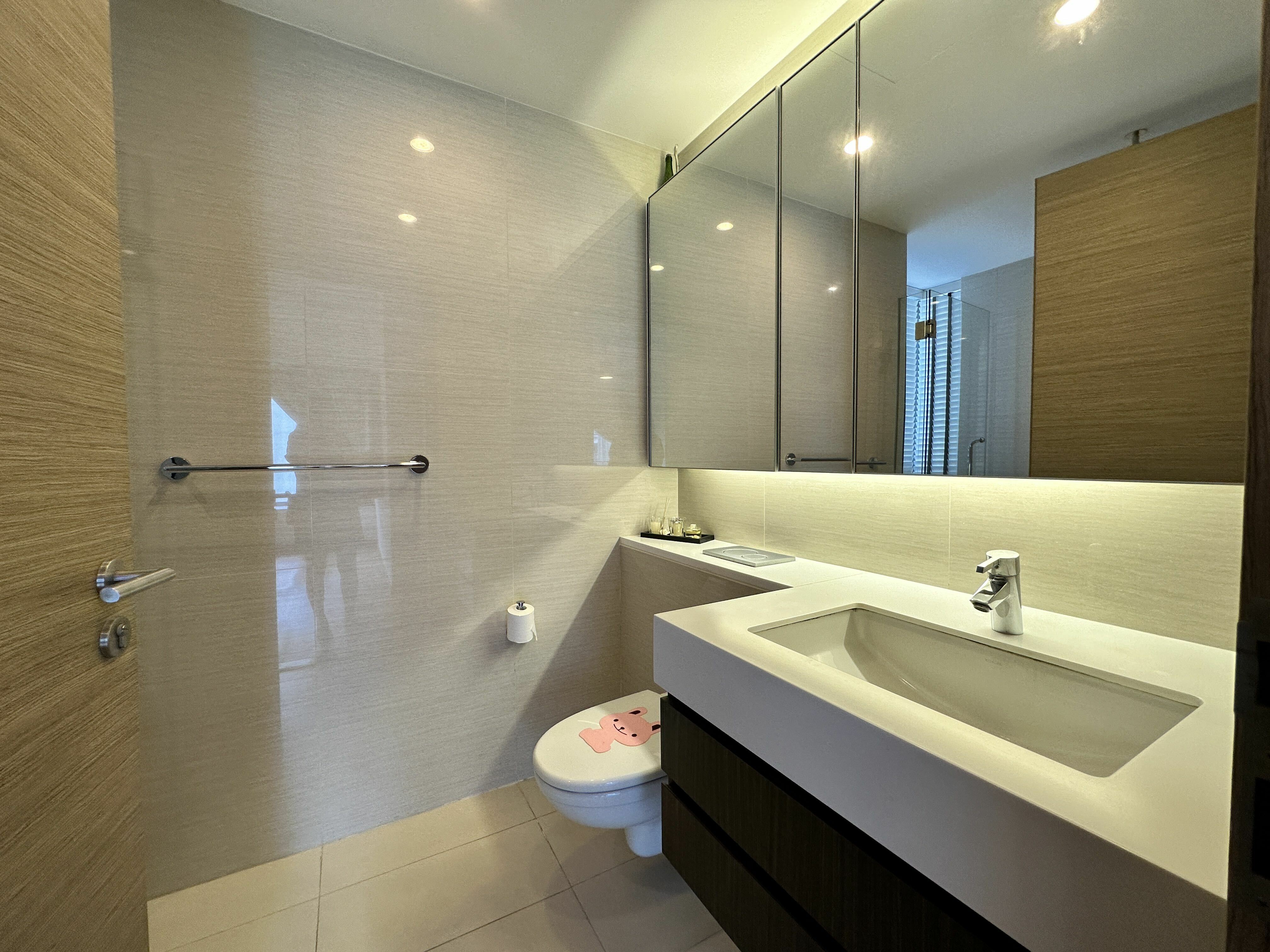 The Palette, 101 Pasir Ris Grove, 3 Bedrooms, 1,066 sqft, Condominium For Rent, by Daphne Phua, 24269340 - LUXURIOUS AND METICULOUSLY DESIGNED, FITTED WITH DESIGNER BRANDS FOR YOUR INDULGENCE! - PropertyGuru.com.sg