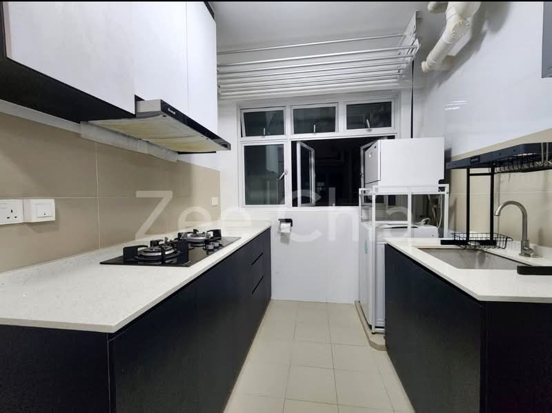 450D Bukit Batok West Avenue 6, 450D Bukit Batok West Avenue 6, 1 Bedroom, 409 sqft, HDB Flat For Sale, by Zee Chia, 24270676 - PropertyGuru.com.sg