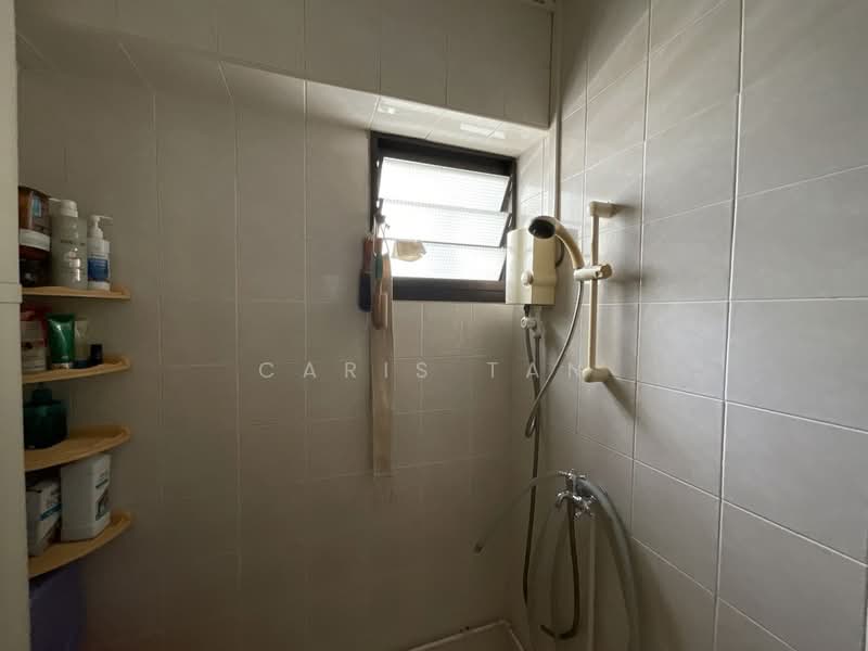 121 Kim Tian Place, 121 Kim Tian Place, Room Rental, 150 sqft, HDB Flat For Rent, by Caris Tan, 24270857 - PropertyGuru.com.sg