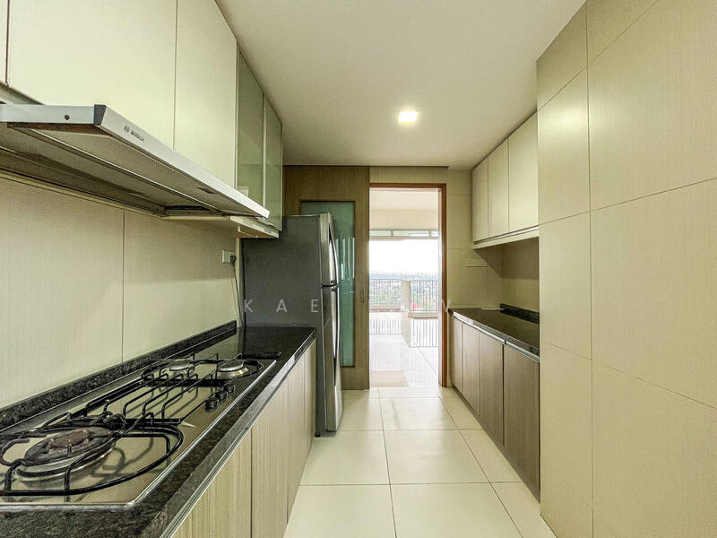 The Metropolitan Condominium, 8 Alexandra View, 4 Bedrooms, 1,744 sqft, Condominium For Rent, by Kae Low, 24270873 - PropertyGuru.com.sg