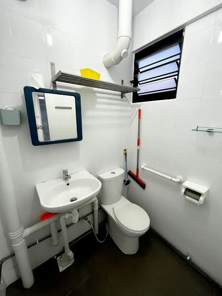135 Bukit Batok West Avenue 6, 135 Bukit Batok West Avenue 6, Room Rental, 160 sqft, HDB Flat For Rent, by Tan Kian Seng, 24271880 - PropertyGuru.com.sg