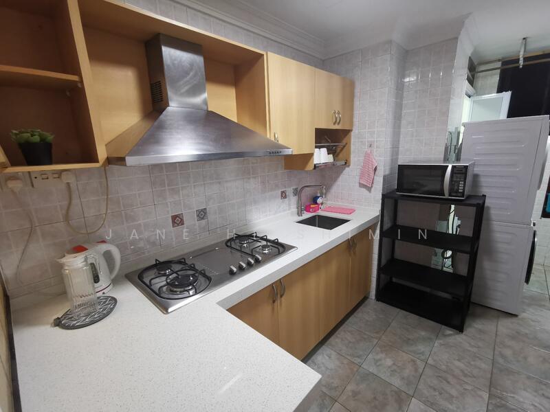 Birmingham Mansions, 130 Thomson Road, Room Rental, 180 sqft, Apartment