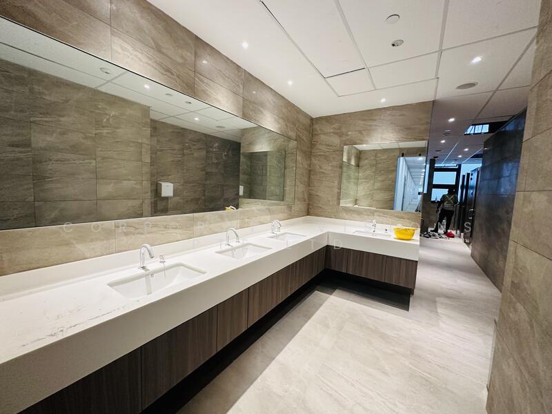 HIGH CEILING AIRCON BUSINESS Space with Office Setting, Lobby Frontage, Courtyard near MRT, Size: 3000 to 10,000 sqft. Contact: +65-96881177, 4,300 sqft, Factory / Workshop (B2) For Rent, by ADRIAN, 24275430 - CommercialGuru.com.sg