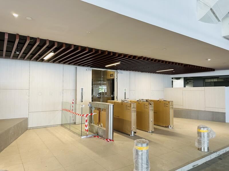 HIGH CEILING AIRCON BUSINESS Space with Office Setting, Lobby Frontage, Courtyard near MRT, Size: 3000 to 10,000 sqft. Contact: +65-96881177, 4,300 sqft, Factory / Workshop (B2) For Rent, by ADRIAN, 24275430 - CommercialGuru.com.sg