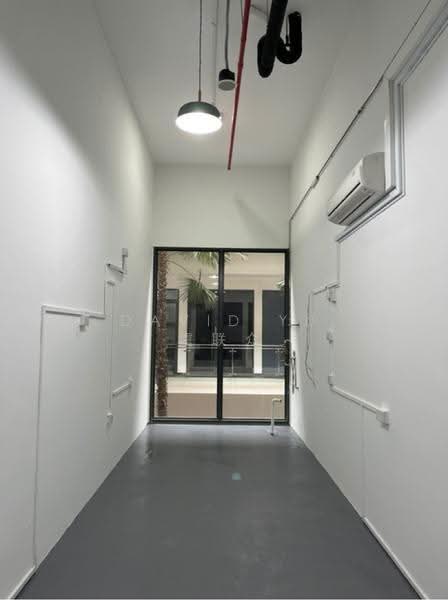 The Promenade @ Pelikat, 189 Jalan Pelikat, Hougang / Punggol / Sengkang, 258 sqft, Shop / Shophouse For Rent, by David Yu, 24275503 - CommercialGuru.com.sg