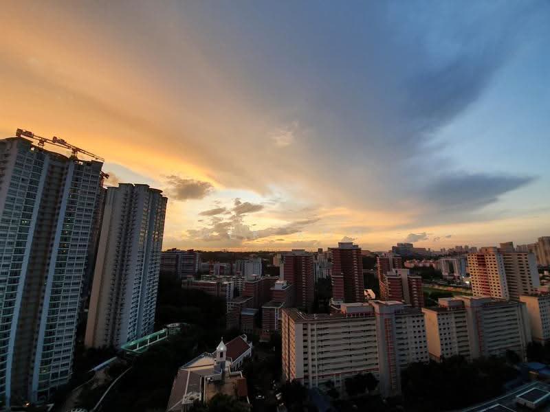Queens Peak, 3 Dundee Road, Alexandra / Commonwealth, 2 Bedrooms, 624 sqft, Condominium For Sale, by Qwek Koo, 24275716 - PropertyGuru.com.sg