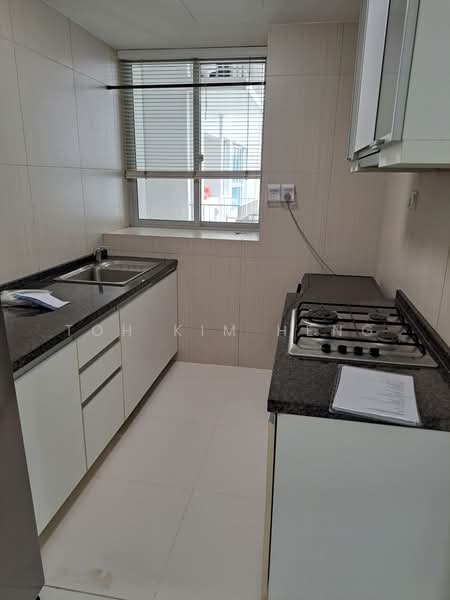 The Metropolitan Condominium, 6 Alexandra View, 2 Bedrooms, 786 sqft, Condominium For Rent, by Toh Kim Heng, 24275815 - PropertyGuru.com.sg