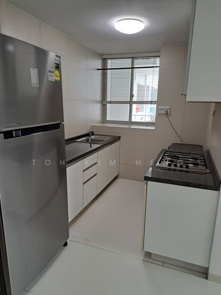 The Metropolitan Condominium, 6 Alexandra View, 2 Bedrooms, 786 sqft, Condominium For Rent, by Toh Kim Heng, 24275815 - PropertyGuru.com.sg