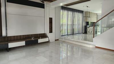 For Rent - Thomson Ridge