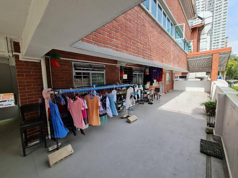 45 Holland Drive, 45 Holland Drive, 1,367 sqft, Shop / Shophouse For Sale, by Bryan Chng 庄文豪, 24276353 - CommercialGuru.com.sg