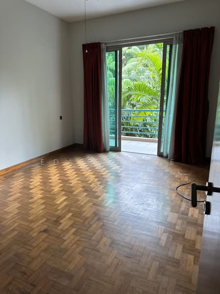 Maple Woods, 985 Bukit Timah Road, 3 Bedrooms, 1,496 sqft, Condominium For Rent, by Edalene Lee, 24277379 - PropertyGuru.com.sg