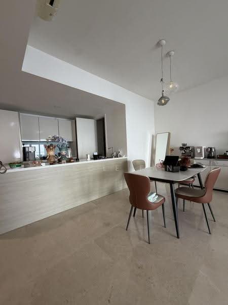 V on Shenton, 5A Shenton Way, Boat Quay / Raffles Place / Marina, 3 Bedrooms, 1,518 sqft, Condominium For Rent, by Nicole Fan, 24278222 - Kitchen - PropertyGuru.com.sg
