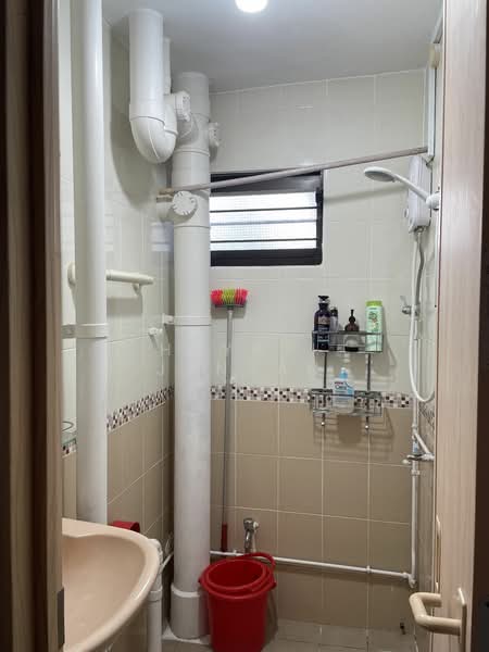 44 Bedok South Road, 44 Bedok South Road, 2 Bedrooms, 904 sqft, HDB Flat For Rent, by Hayati Jantan, 24278301 - PropertyGuru.com.sg