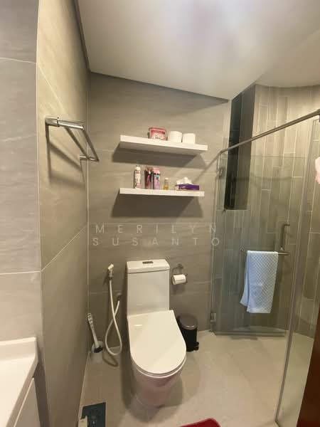 Valley Park, 473 River Valley Road, 3 Bedrooms, 1,249 sqft, Condominium For Rent, by Merilyn Susanto, 24279033 - PropertyGuru.com.sg