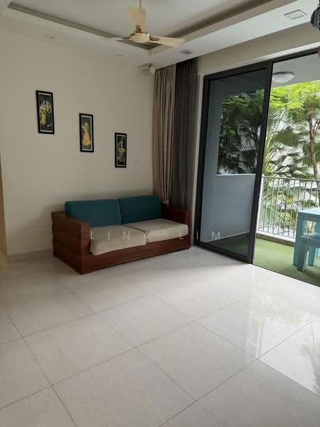 La Fiesta, 58 Sengkang Square, Hougang / Punggol / Sengkang, 3 Bedrooms, 893 sqft, Condominium For Rent, by Lina Lim, 24279048 - Living Room - PropertyGuru.com.sg