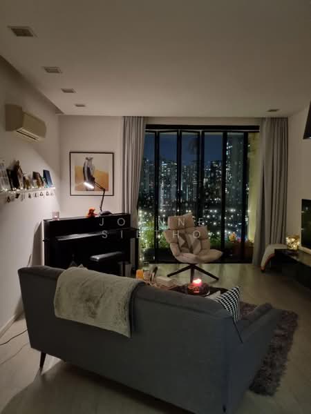 Spring Grove, 53 Grange Road, 2 Bedrooms, 1,012 sqft, Condominium For Rent, by Joanne Sietho, 24283279 - PropertyGuru.com.sg