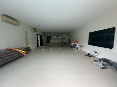 For Rent - Belmont Leedon GCB