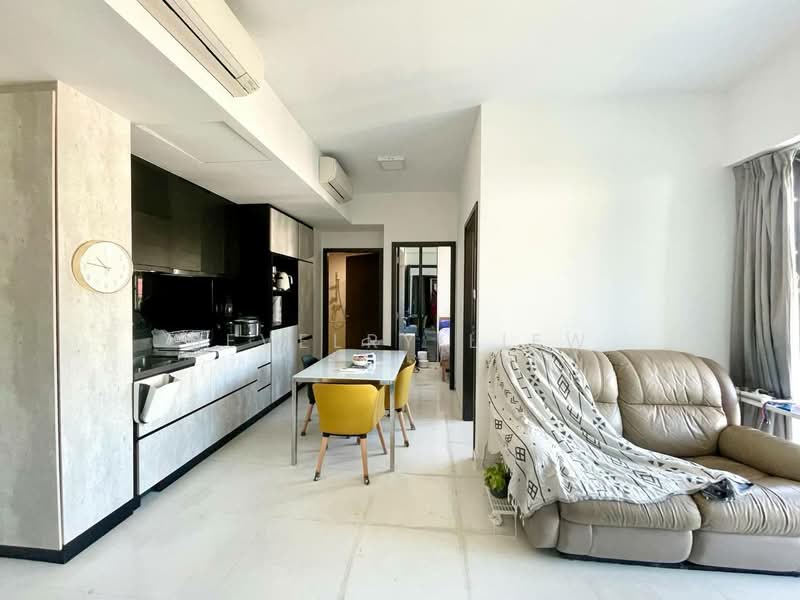 The Rise @ Oxley - Residences, 73 Oxley Rise, 3 Bedrooms, 667 sqft, Apartment For Rent, by Bevelry Liew, 24284741 - Dining and living room - PropertyGuru.com.sg