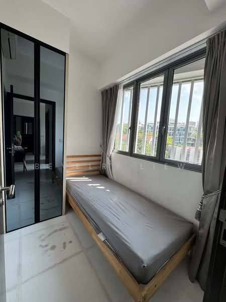 The Rise @ Oxley - Residences, 73 Oxley Rise, 3 Bedrooms, 667 sqft, Apartment For Rent, by Bevelry Liew, 24284741 - Common bedroom 2 - PropertyGuru.com.sg