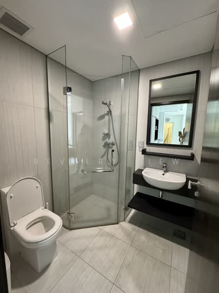 The Rise @ Oxley - Residences, 73 Oxley Rise, 3 Bedrooms, 667 sqft, Apartment For Rent, by Bevelry Liew, 24284741 - Common Bathroom - PropertyGuru.com.sg