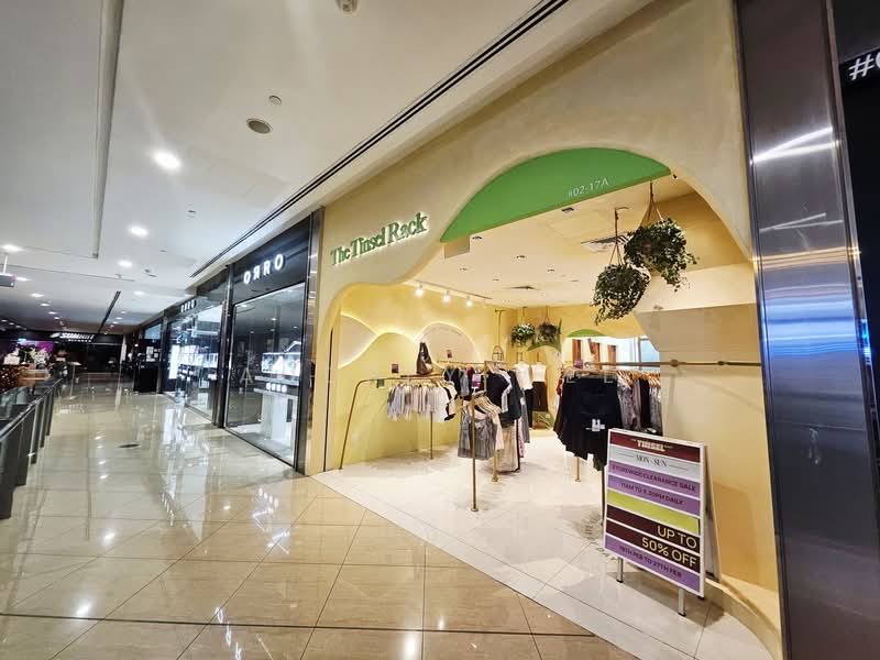 Orchard Gateway, , 1,200 sqft, Mall Shop For Rent, by Audrey Wee, 24285831 - CommercialGuru.com.sg