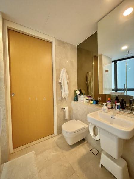 Trilight, 7 Newton Road, Newton / Novena, 3 Bedrooms, 2,099 sqft, Condominium For Sale, by Elaine Goh, 24286120 - PropertyGuru.com.sg