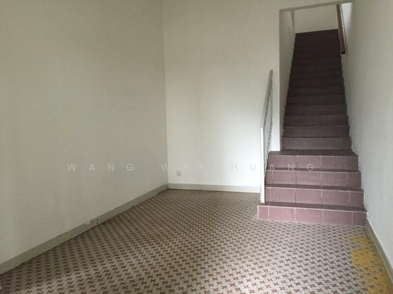 staircase that leads to the 2nd floor