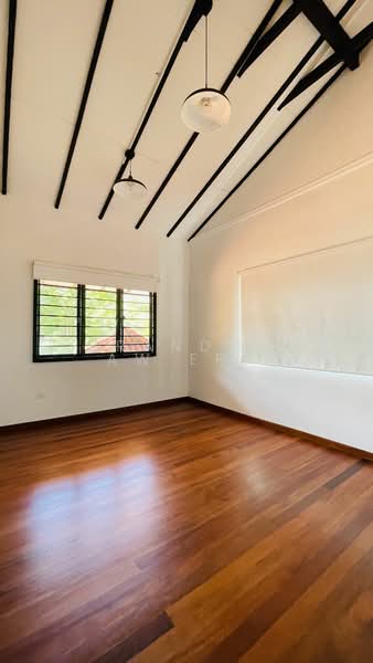 For Rent - Moonbeam drive