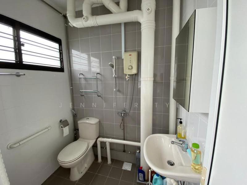 212 Tampines Street 23, 212 Tampines Street 23, Pasir Ris / Tampines, Room Rental, 145 sqft, HDB Flat For Rent, by Jennifer Tye, 24288096 - PropertyGuru.com.sg