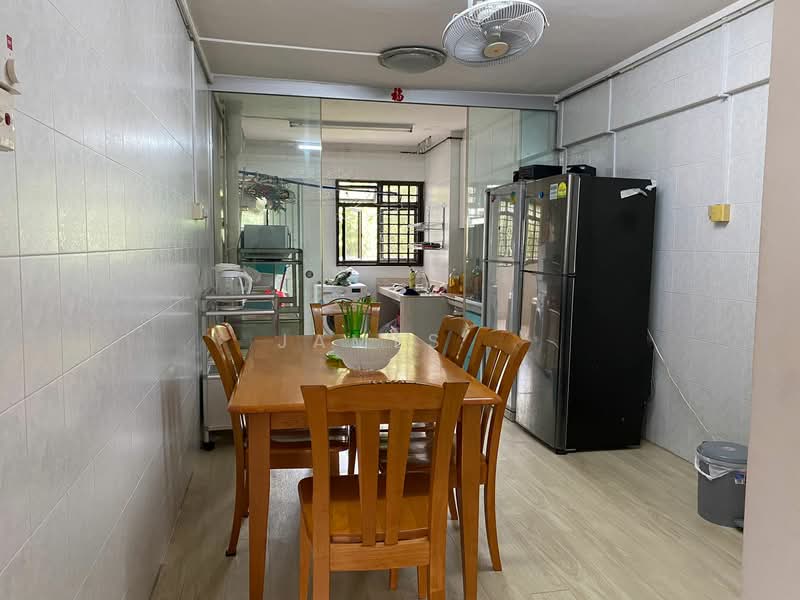 134 Ang Mo Kio Avenue 3, 134 Ang Mo Kio Avenue 3, 4 Bedrooms, 1,055 sqft, HDB Flat For Rent, by James ., 24289104 - PropertyGuru.com.sg