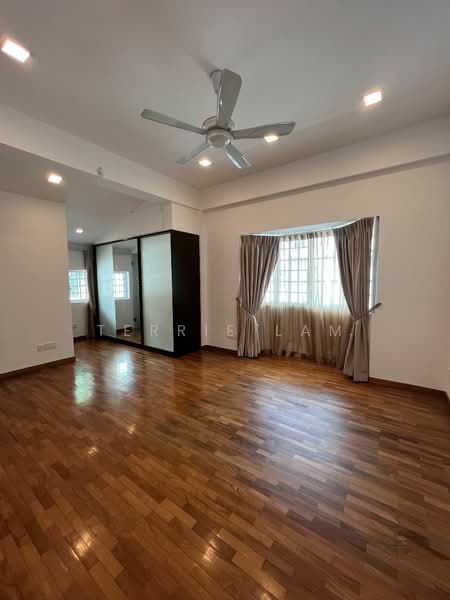 For Rent - Vista Garden