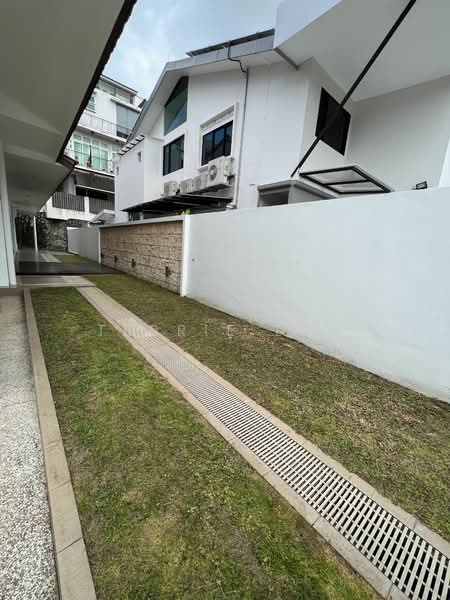 For Rent - Vista Garden