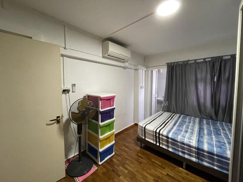 148 Potong Pasir Avenue 1, 148 Potong Pasir Avenue 1, Macpherson / Potong Pasir, Room Rental, 150 sqft, HDB Flat For Rent, by Eugene Lum, 24291835 - Master Bedroom - PropertyGuru.com.sg