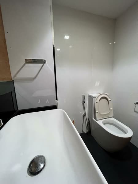 Summerdale, 10 Boon Lay Drive, 7 Bedrooms, 1,399 sqft, Condominium For Rent, by Jane Lee, 24293038 - PropertyGuru.com.sg