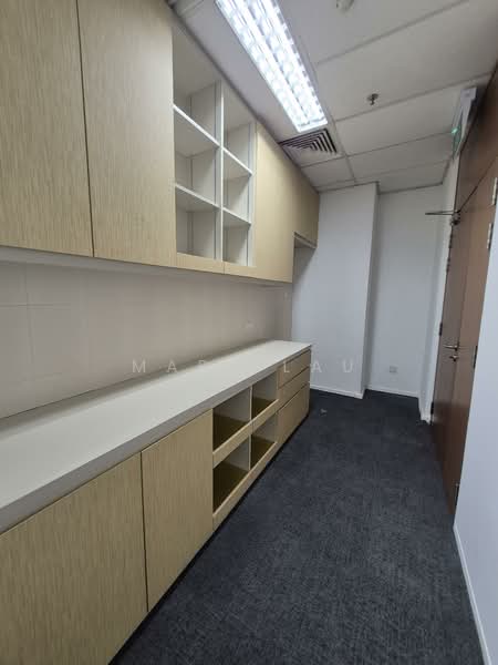Ocbc Centre, 65 Chulia Street, 2,441 sqft, Office For Rent, by Mary Lau, 24294026 - CommercialGuru.com.sg