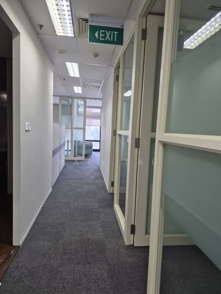 Ocbc Centre, 65 Chulia Street, 2,441 sqft, Office For Rent, by Mary Lau, 24294026 - CommercialGuru.com.sg