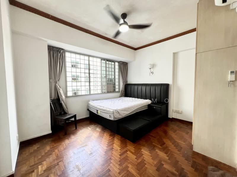 Ritz Mansions Apartment For Sale at S$ 2,080,000 | PropertyGuru Singapore - Spacious master