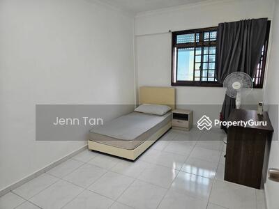 For Rent - 556 Woodlands Drive 53