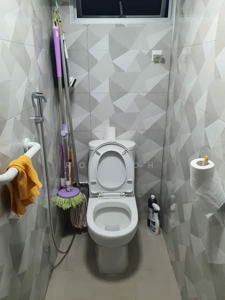 For Rent - 42 Bedok South Road