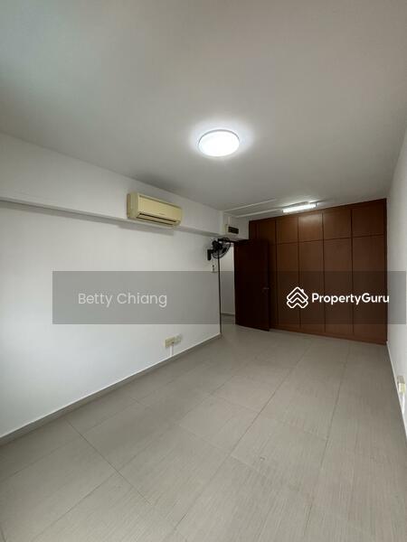 296C Choa Chu Kang Avenue 2, 296C Choa Chu Kang Avenue 2, 3 Bedrooms, 1,518 sqft, HDB Flat For Rent, by Betty Chiang, 24295836 - Common Room 2 Part 2 - PropertyGuru.com.sg