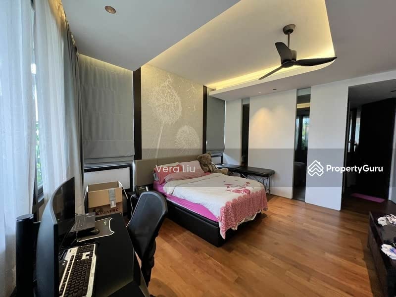 La Salle Villas, La Salle Street, 4 Bedrooms, 19000 sqft, Landed