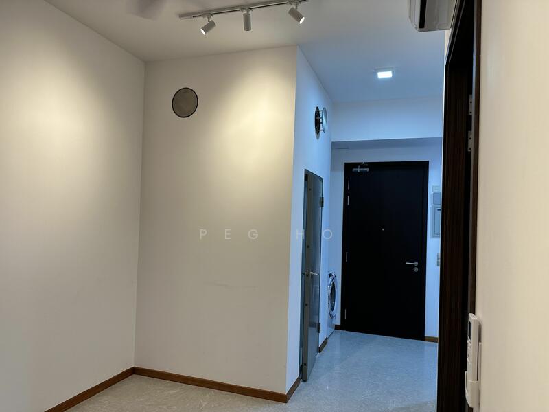 Laurel Tree, 42 Hillview Terrace, 1 Bedroom, 463 sqft, Condominium For Rent, by Peg Ho, 24300382 - PropertyGuru.com.sg