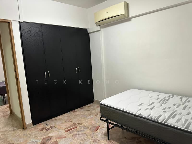 271 Queen Street, 271 Queen Street, 2 Bedrooms, 685 sqft, HDB Flat For Rent, by Tuck Keong Lee, 24300427 - PropertyGuru.com.sg