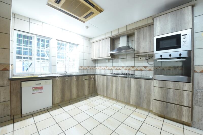 Gentle Villas, Gentle Drive, 5 Bedrooms, 7,382 sqft, Detached House For Rent, by Kelly Yang, 24300435 - PropertyGuru.com.sg