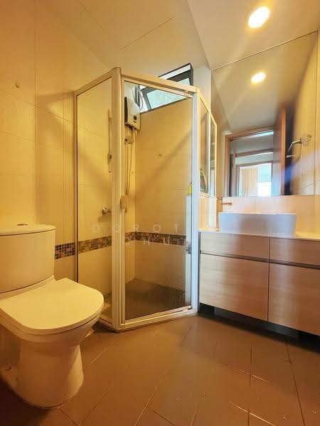 Tanamera Crest, 10 Pari Dedap Walk, Bedok / Upper East Coast, 3 Bedrooms, 1,206 sqft, Condominium For Rent, by Dorothy Chua, 24301093 - Bathroom - PropertyGuru.com.sg